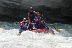Rafting na „spienionej wodzie” na rzece Fraser