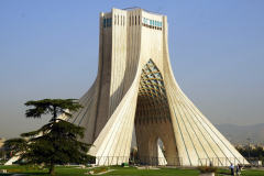 Pokryta marmurem wieża – symbol Teheranu i 25 wieków historii Persji