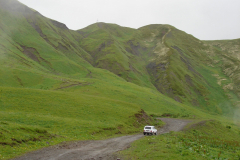 Przez ogromny zielony Kaukaz do Szatili